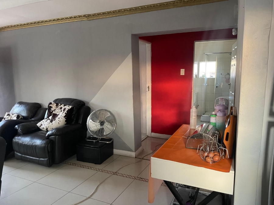 5 Bedroom Property for Sale in Amalinda Eastern Cape